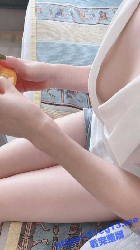 最美瑜伽嫂子和大哥吵架 大嫂彻底伤心了 要跟大哥离婚和我过 这可怎么办啊！-51吃瓜网