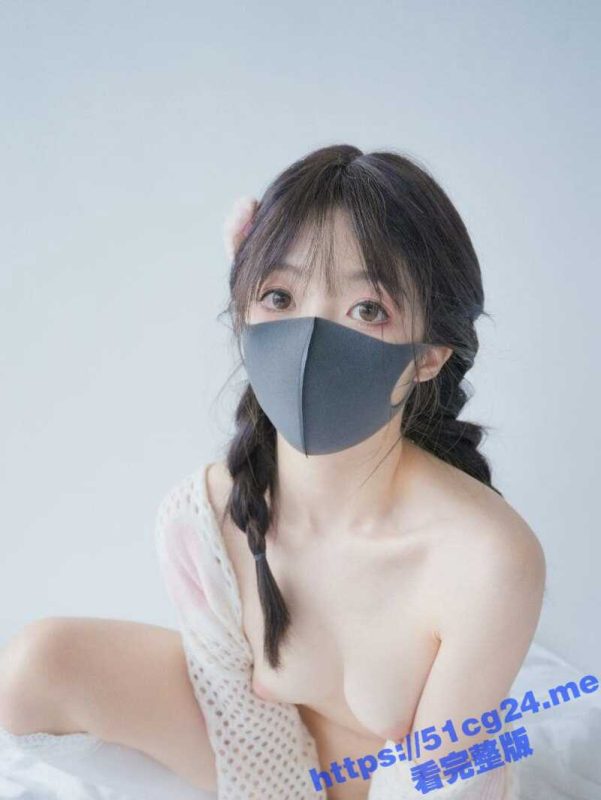 黄圈顶流 玩偶姐姐 老底被扒 本名王佳乐 证件照惨不忍睹 父母知道真相崩溃-51吃瓜网