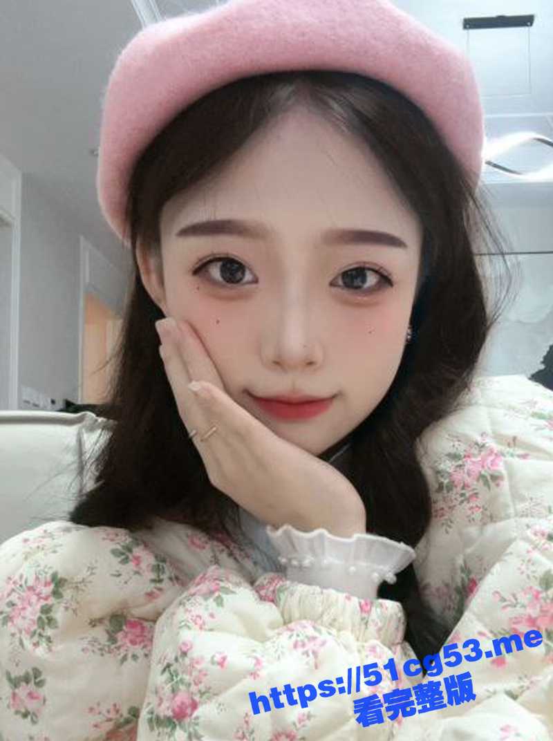 湖南大众传媒职业技术学院学生 薛芊 极品女神超高颜值为金主爸爸好好展示一波口活 吃的太忘我了！ - 51吃瓜网-51吃瓜网