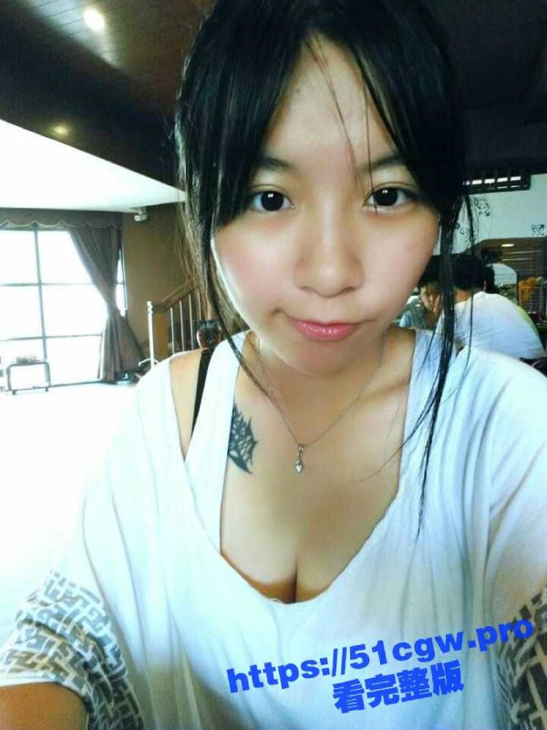 94年巨乳妹子 刘君玲 爆乳骚逼母狗 大尺度性爱私拍流出 巨乳女友骑乘顶操！-51吃瓜网