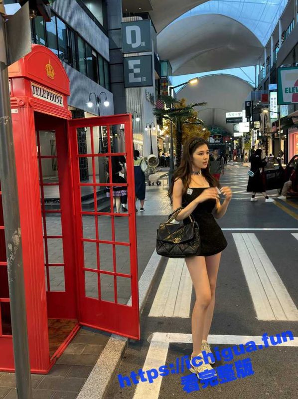 推特大神 半支烟 最新约炮高质量女模 皮肤雪白 简直就是行走的榨汁机-51吃瓜网