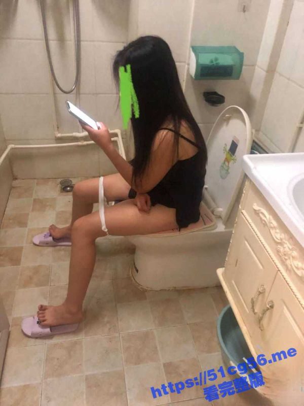 海角大神 与表姐的乱伦生涯 隔着内裤蹭骚逼 都能感觉到淫水泛滥 爆操表姐一起高潮！-51吃瓜网