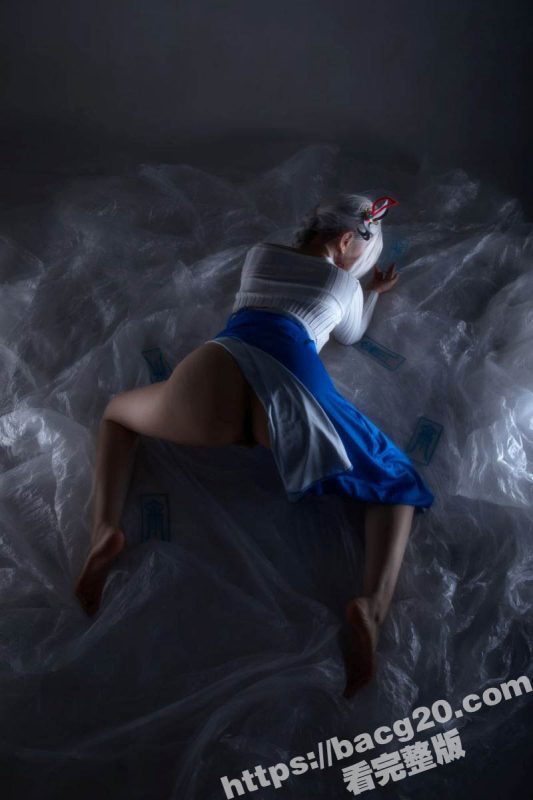 极品巨乳尤物 hokunaimeko COS原神申鶴福利 雪白的肌肤吹弹可破 巨乳挺立极具诱惑-51吃瓜网