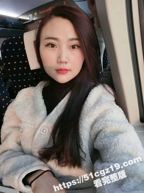 河南高颜值少妇 胡彦平 极品身材性感人妻 自慰玩穴到处勾引 出轨被老公曝光-51吃瓜网