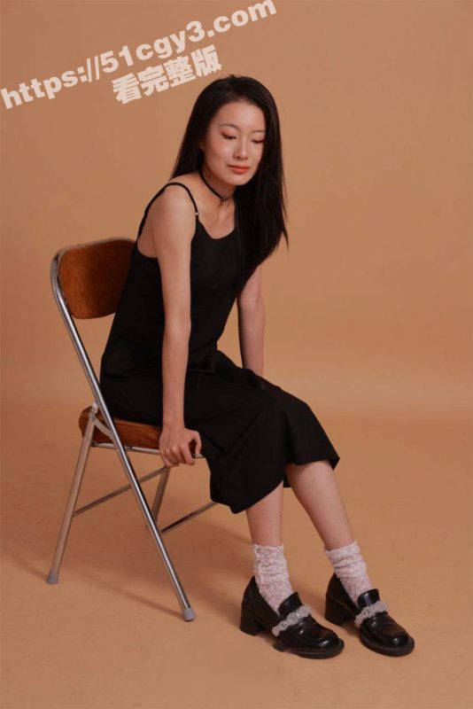 富二代 fKabuto 真实约炮25岁极品身材舞蹈老师 性感尤物化身榨精母狗 深情舔屌口交吞精 各种姿势无套爆操！-51吃瓜网