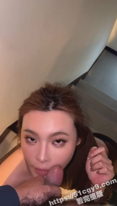 台湾巨乳健身母狗 kitty 新作 停车场监控下激情口交啪啪 美乳翘臀简直就是行走的肉便器！-51吃瓜网