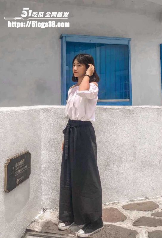 台湾清纯网红裸聊视频泄露 甜美小姐姐反差炸裂 揉穴自慰掰逼发骚 圆珠笔爆插菊花 尺度爆表！-51吃瓜网