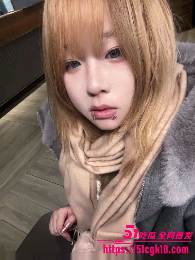 快手精神小妹私拍 超嫩肥奶撅屁股求操 跪地吃鸡淫骚至极! - 51吃瓜网-51吃瓜网