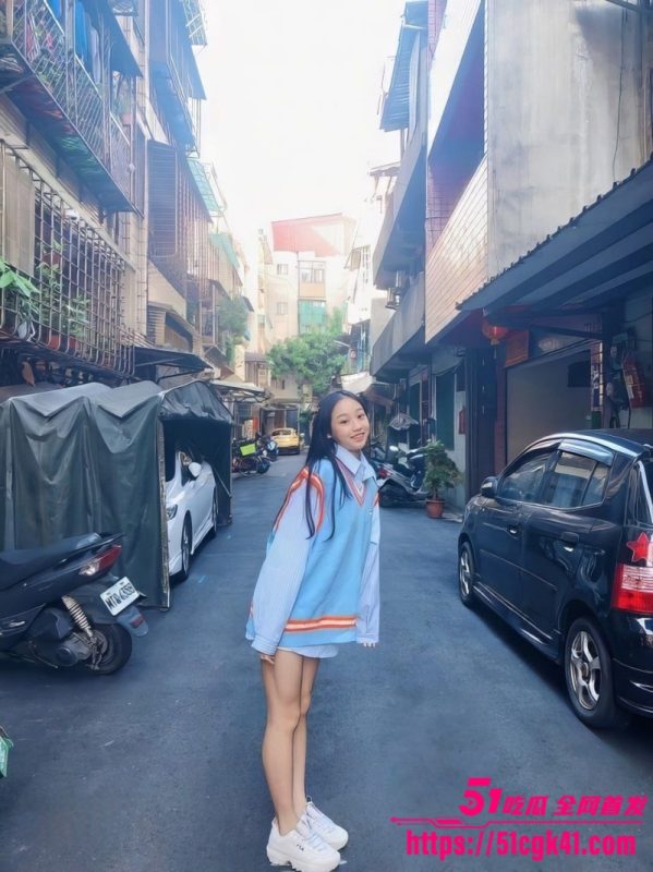 台湾高雄清纯高中生 被大神忽悠拍摄大尺度写真照 性感身材一览无余 反差婊骚姿尽显 欲火勾魂！-51吃瓜网