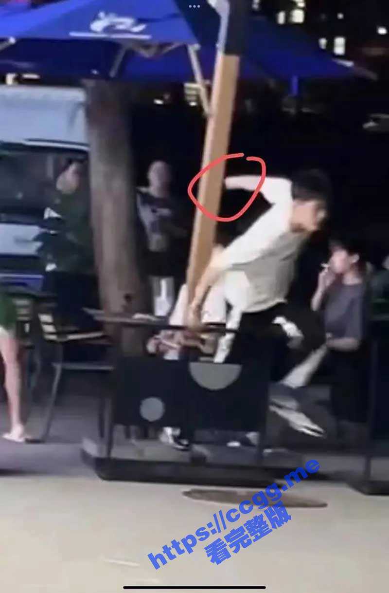 厦门华天涉外学院直播砍人事件！绿帽男携刀远行千里错砍主播石佳明 血腥慎入 国服橘右京 - 51吃瓜网-51吃瓜网