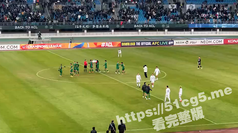 29日晚 浙江湖州奥体中心 亚冠赛浙江队3：2战胜武里南联队 赛后现场爆发激烈冲突！ - 51吃瓜网-51吃瓜网