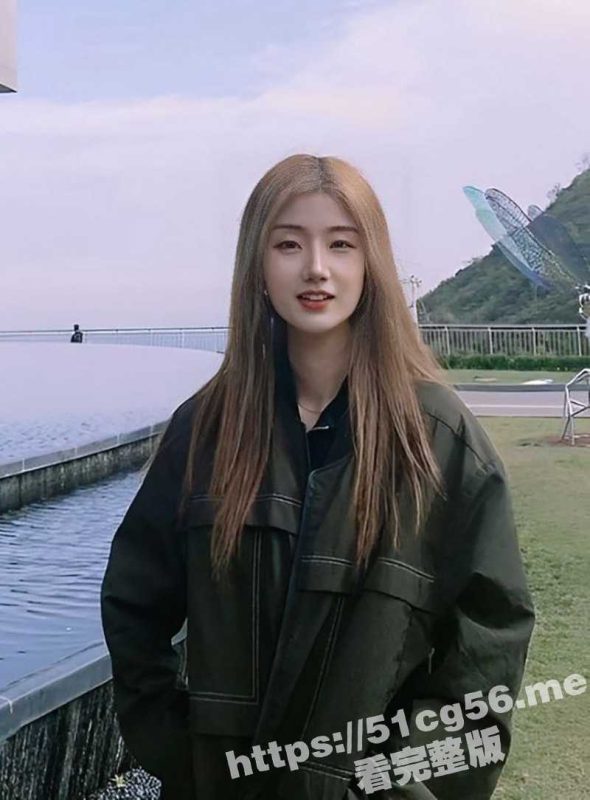 浙江师范大学 江舒苒 极品身材气质嫩妹 被男友带出去玩3P非常听话配合 被操的一脸享受-51吃瓜网