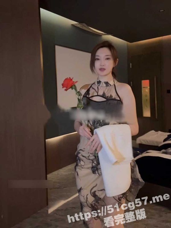 秀人网极品嫩模 周妍希 化身性感技师提供按摩服务 大尺度无罩半裸发骚调情 白嫩大奶做胸推也太爽了-51吃瓜网