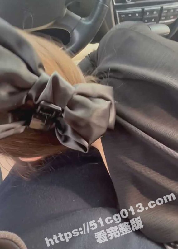 推特大神好战分子 调教黑丝女模 最新VIP资源混剪  黑丝嫩穴绝对扛不住 难得一见的极品！-51吃瓜网