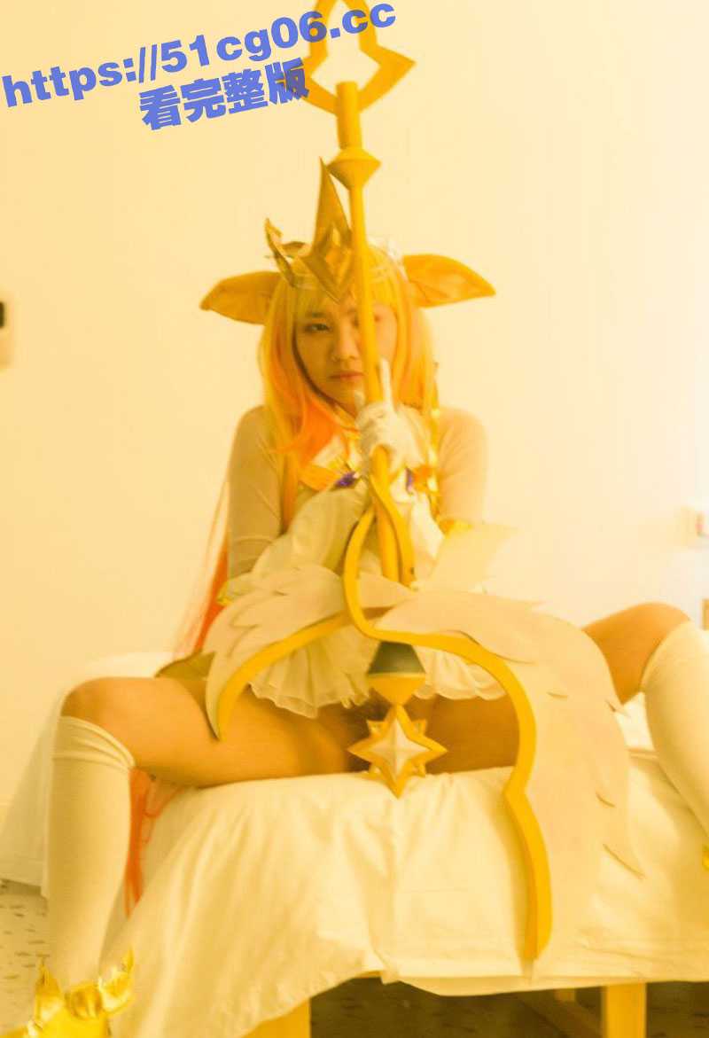 反差小情侣在私下寻求刺激 穿着情趣内衣 水手服、jk裙、学生装、瑜伽服、洛丽塔装搭配女主的完美身材十分曼妙! - 51吃瓜网-51吃瓜网