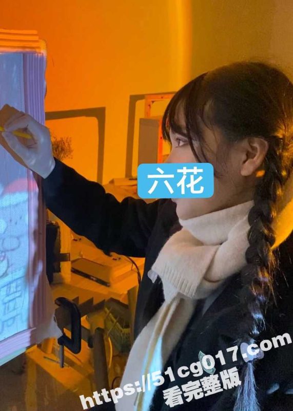 天生反骨骚妹 人前特别清纯 床上骚的不行 天生M属性 就喜欢被主人狂虐！-51吃瓜网