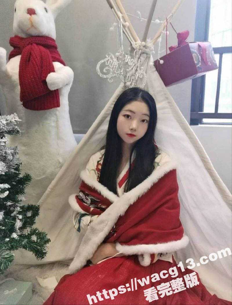 福建眼镜反差婊幼师饥渴求操 大胆的露脸自拍白嫩的身体和旺盛的逼毛形成鲜明对比! - 51吃瓜网-51吃瓜网