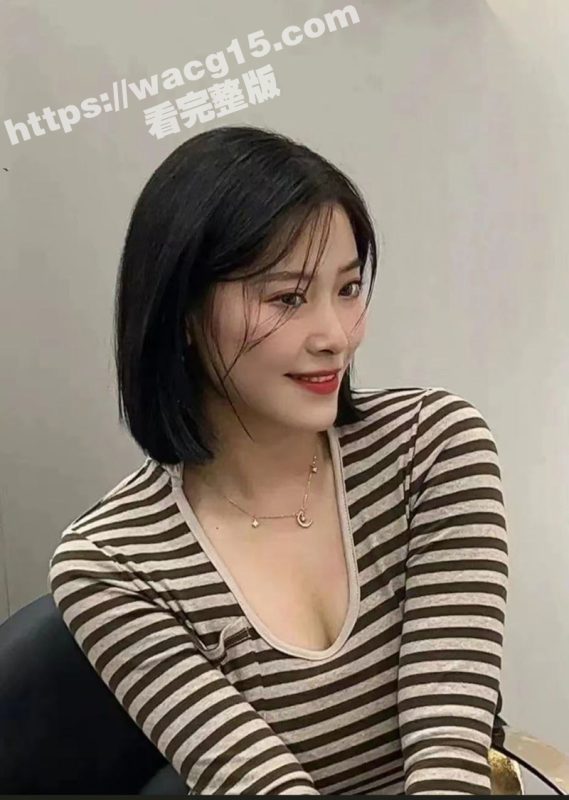 滴滴车后排醉酒少妇寂寞难耐 男友竟帮其抠逼 少妇一脸享受 没成想都被行车记录仪记录了下来！-51吃瓜网