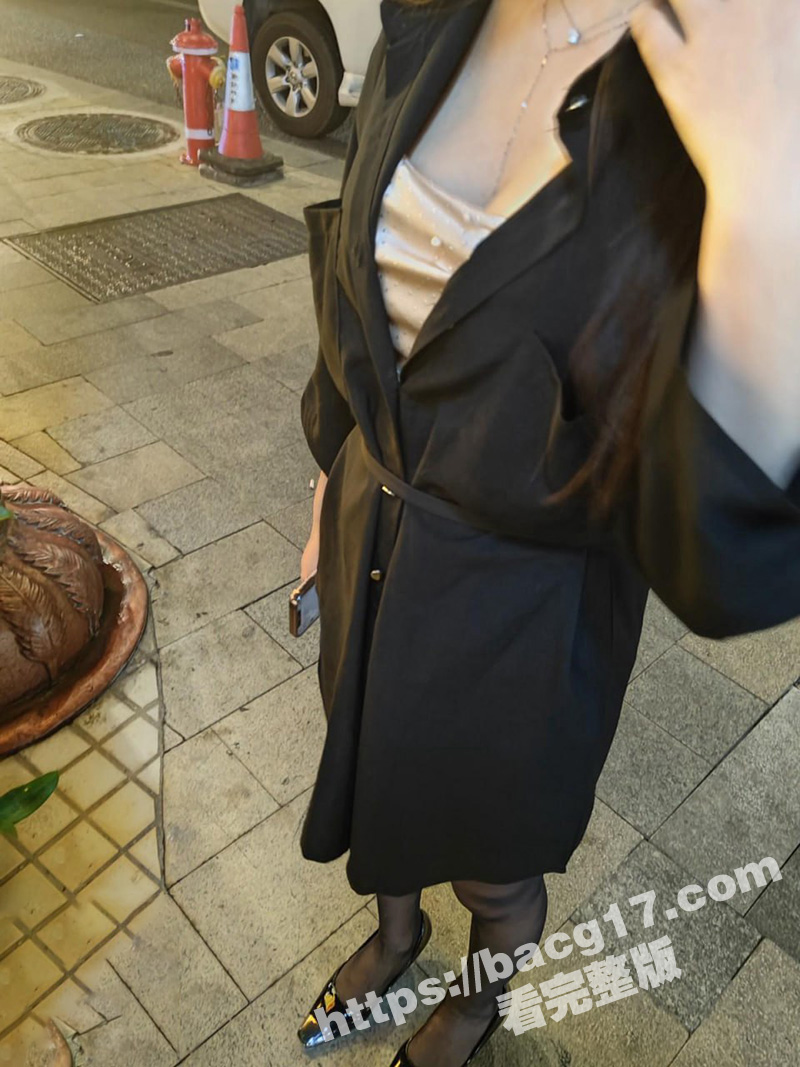 海角大神 和女老板的故事 在海底捞厕所和老板做爱 外面人来人往真刺激 - 51吃瓜网-51吃瓜网